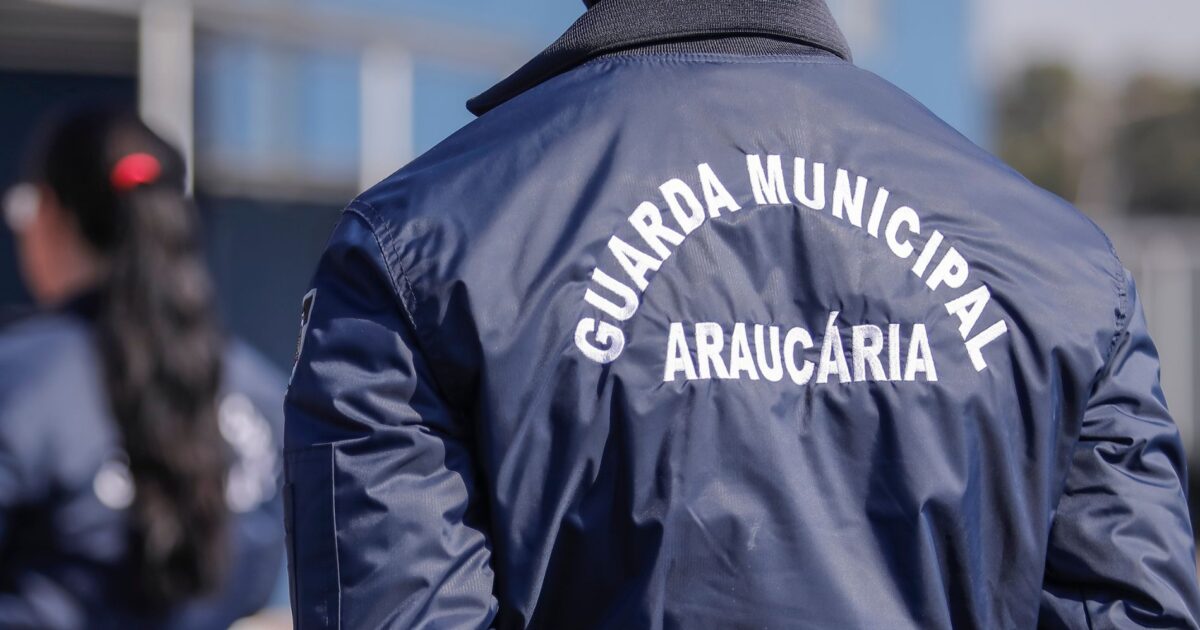 Guarda Municipal prende jovens que realizaram manobras perigosas com motos