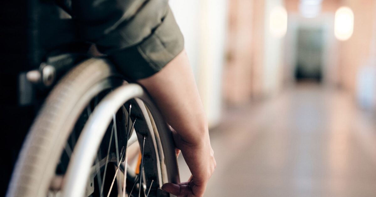 Dicesar Beches Jr: A obrigatoriedade de contratar pessoas com deficiência