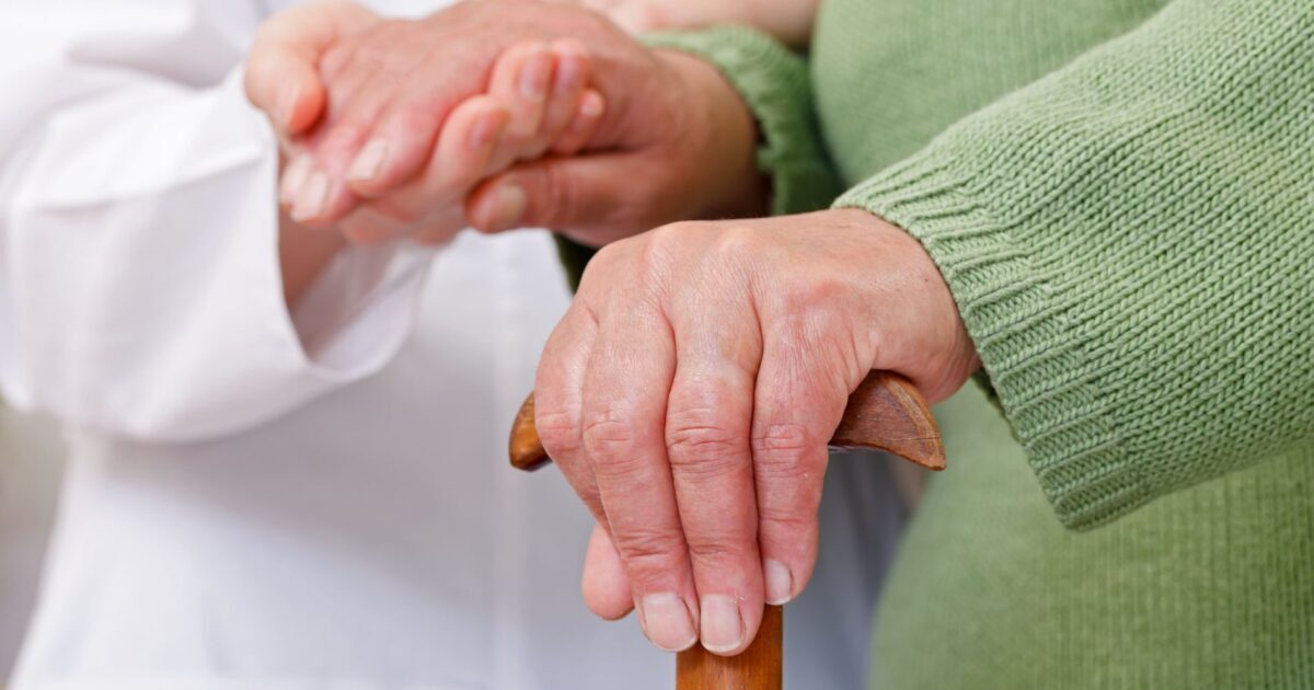 Clínica do Idoso promove atividades no Dia de Conscientização da Doença de Parkinson