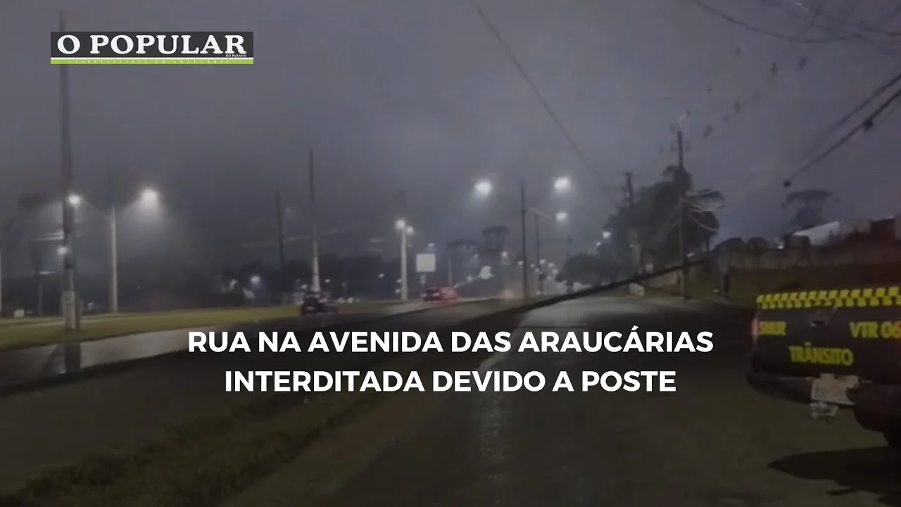 Rua na Avenida das Araucárias interditada devido a poste