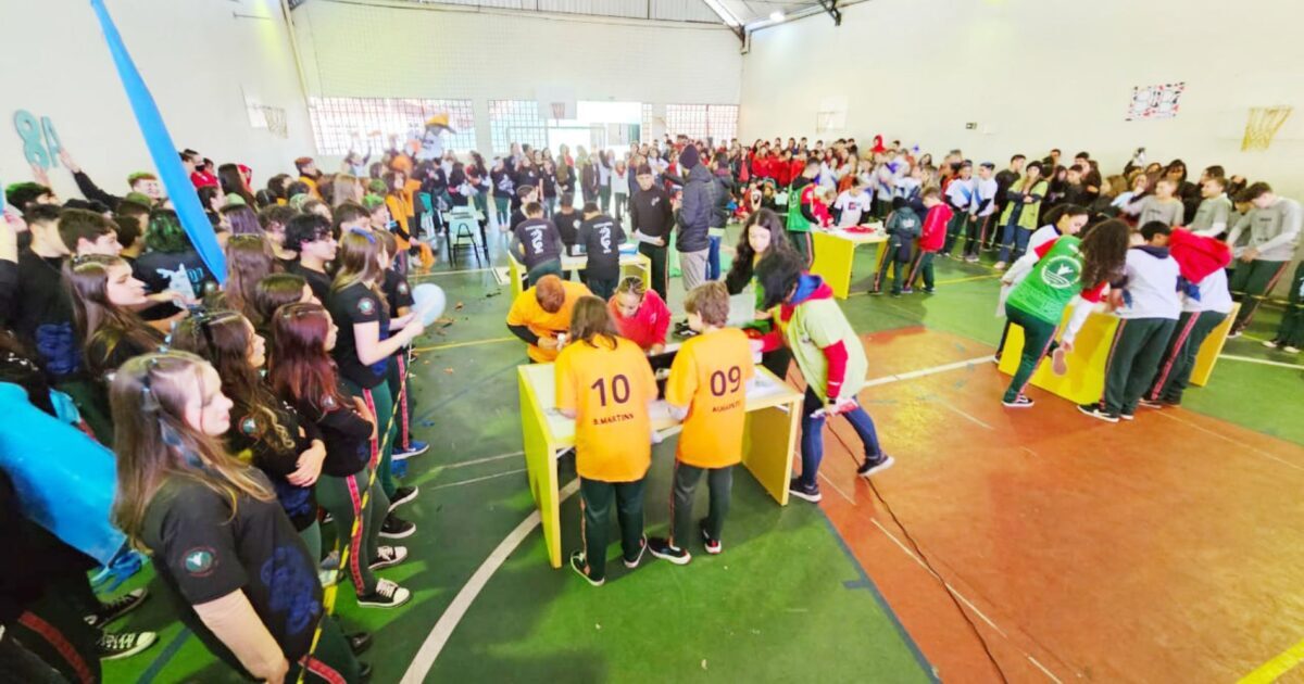 Torneio de robótica movimentou estudantes do Colégio Metropolitana