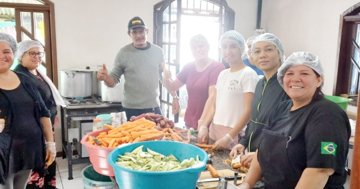 Projeto Vó Nelsa precisa de doações para o Sopão Solidário