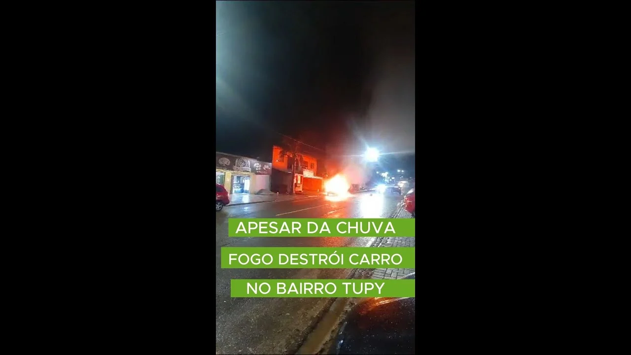 Incêndio foi registrado nesta noite de segunda-feira, 10 de julho, na rua das Orquídeas, no jardim T