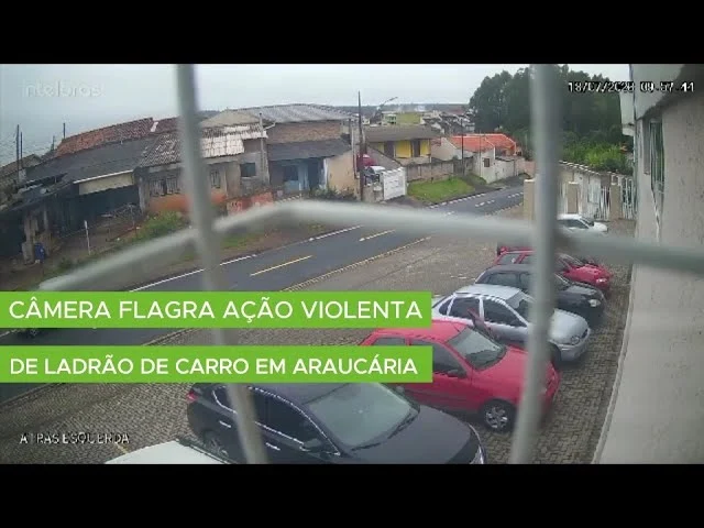 Câmera flagra ação violenta de ladrão de carro em Araucária