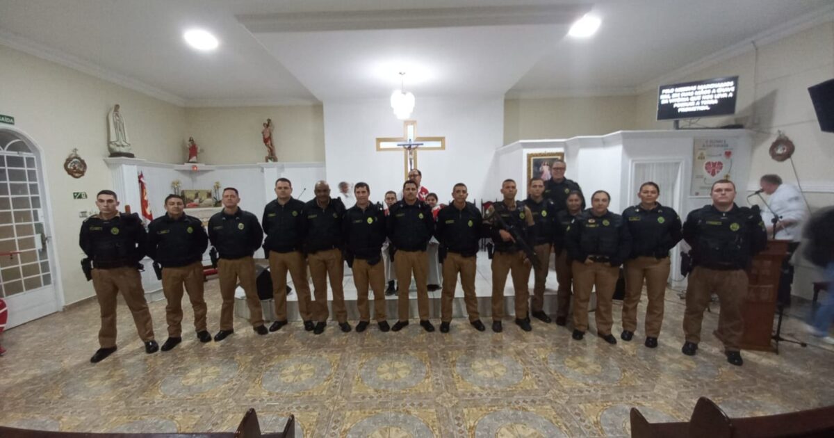 Capela São Sebastião recebe fieis para celebrar os 169 anos da Polícia Militar do Paraná