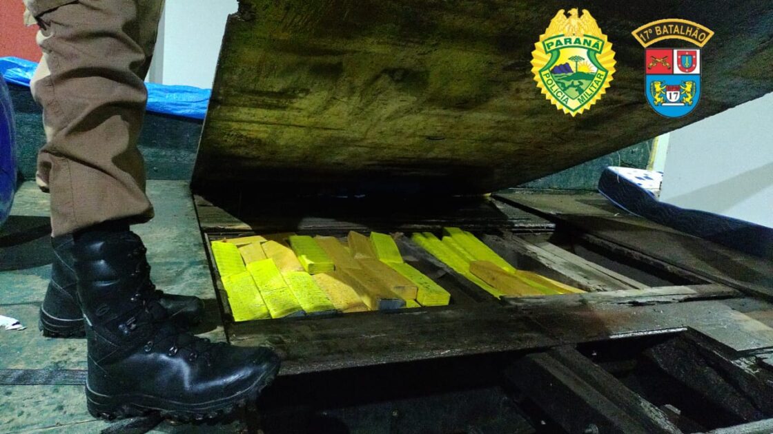 Caminhonete de frete é apreendida com 576 kg de maconha na madrugada de quinta (10) em Araucária