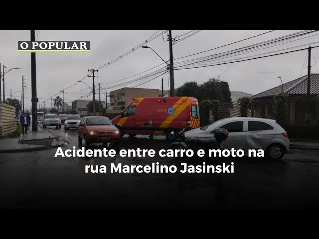 Acidente entre carro e moto na rua Marcelino Jasinski