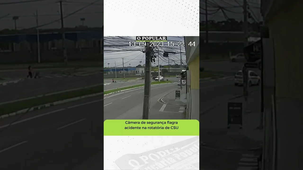 Imagens da câmera de segurança de um comércio registraram o momento em que os dois carros colidem na