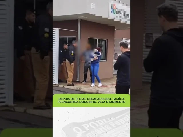 Depois de 15 dias desaparecido, família reencontra doguinho O reencontro aconteceu neste sábado, 30