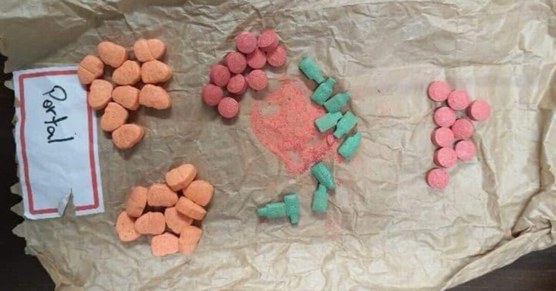 Após quase colidir contra a viatura da GM homem é preso por tráfico de drogas