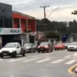 Condição do trânsito no cruzamento na Av. Archelau de Almeida Torres