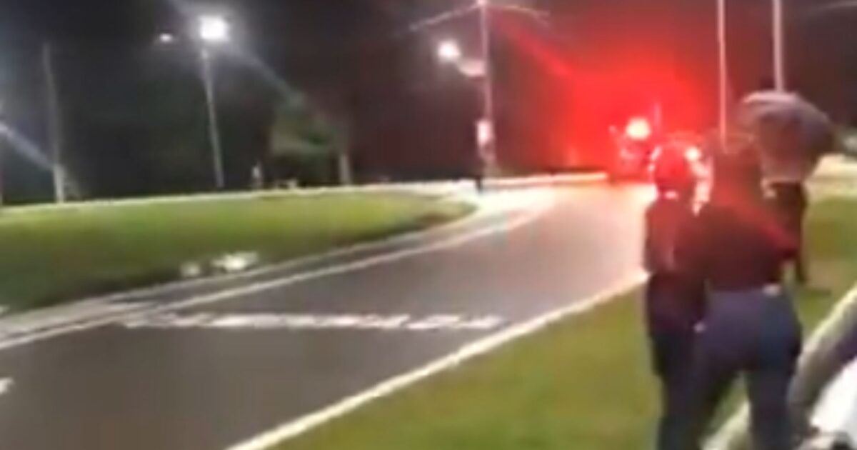 Confira os atletas cruzando a linha de chegada na 4ª Corrida Noturna da GM