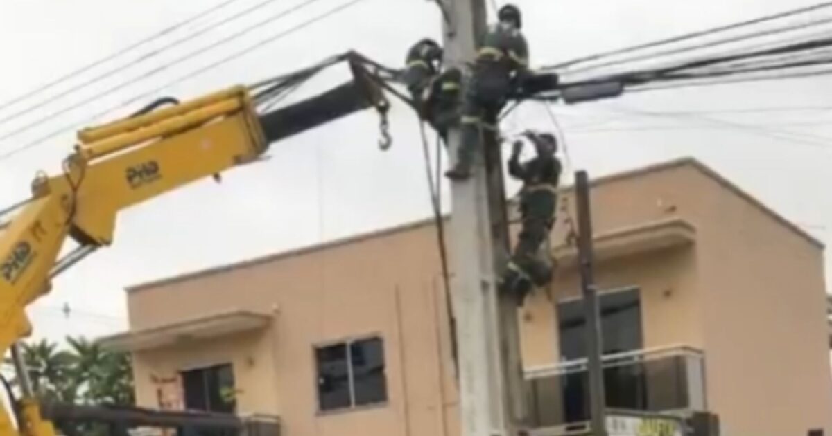 Obras da Copel na Rua Marcelino Jasinski exigem atenção redobrada dos motoristas