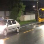 Ônibus TRIAR colide em traseira de veículo na Marcelino Jasinski