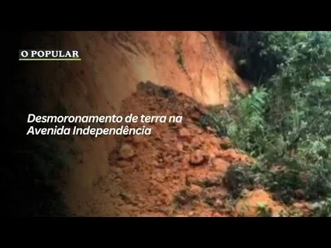 Desmoronamento de terra na Avenida Independência