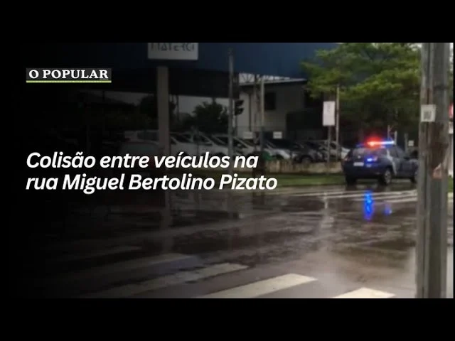 Colisão entre veículos na rua Miguel Bertolino Pizato
