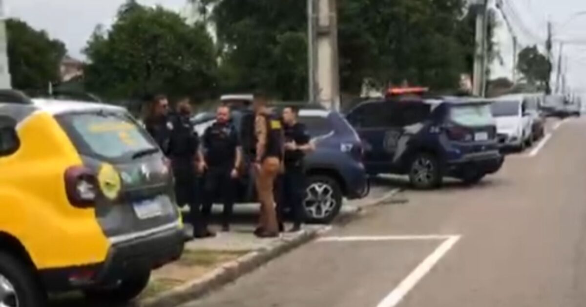 Homem invade apartamento no bairro Cachoeira