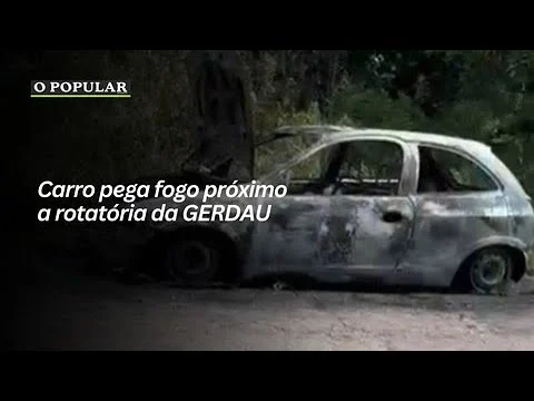 Carro pega fogo próximo a rotatória da GERDAU