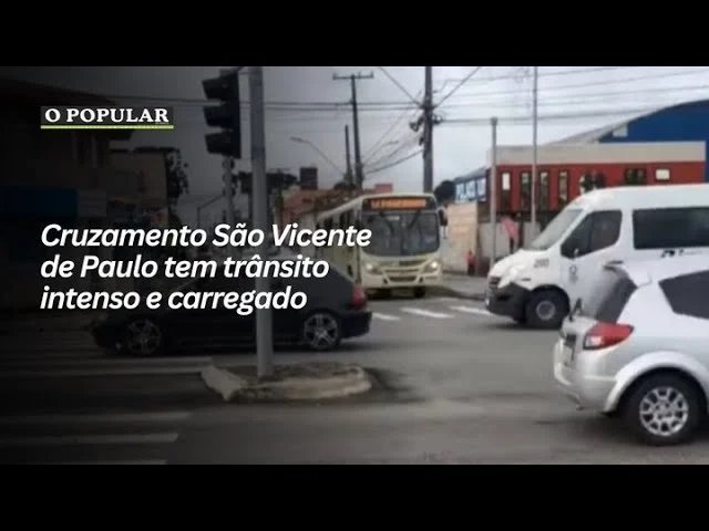 Cruzamento São Vicente de Paulo tem trânsito intenso e carregado