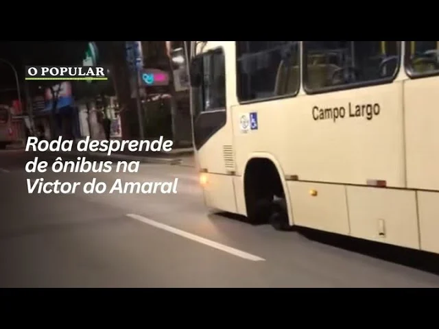 Roda desprende de ônibus na Victor do Amaral