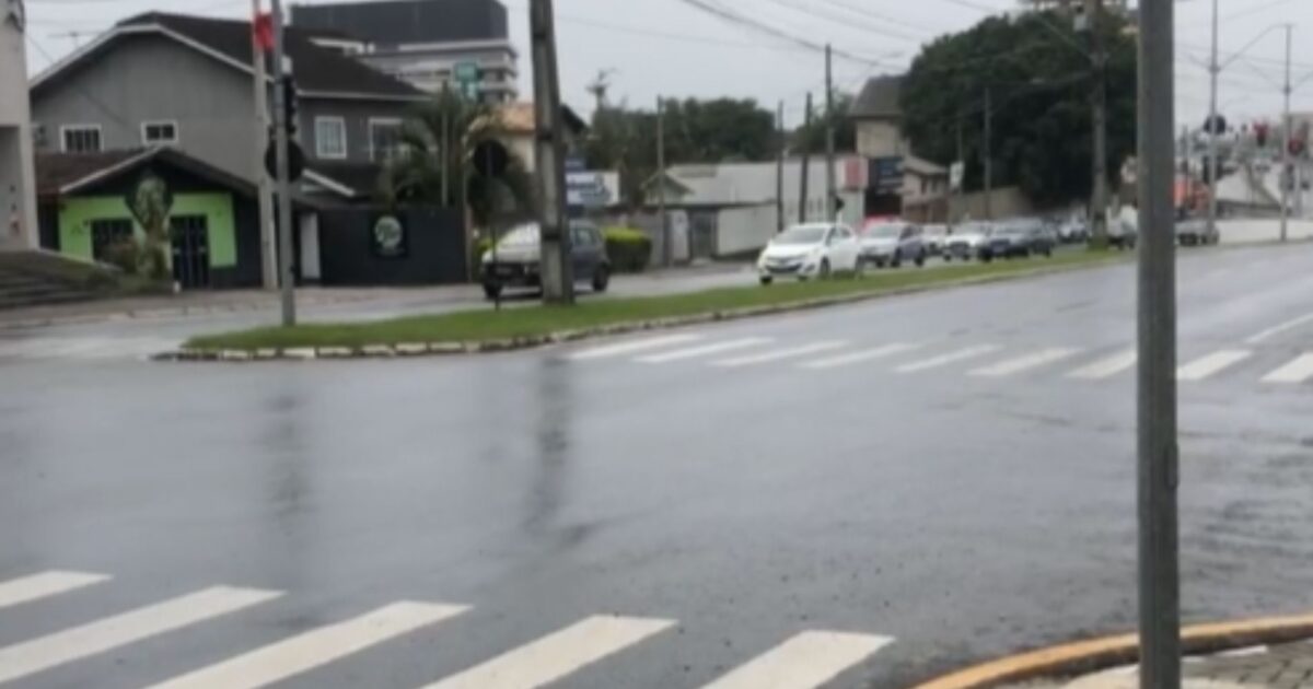 Condição de trânsito no bairro Fazenda Velha