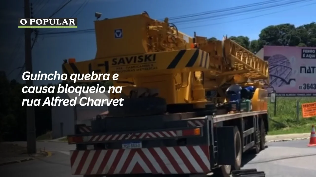 Guincho quebra e causa bloqueio na rua Alfred Charvet
