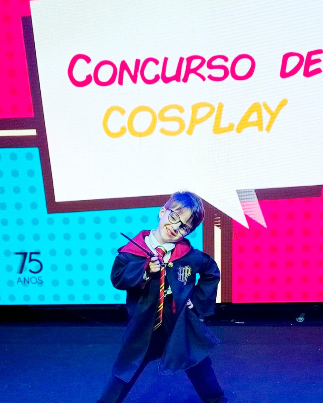 Garotinho é vice-campeão em concurso kids de cosplay