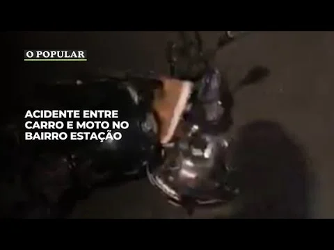 Acidente entre carro e moto no bairro Estação