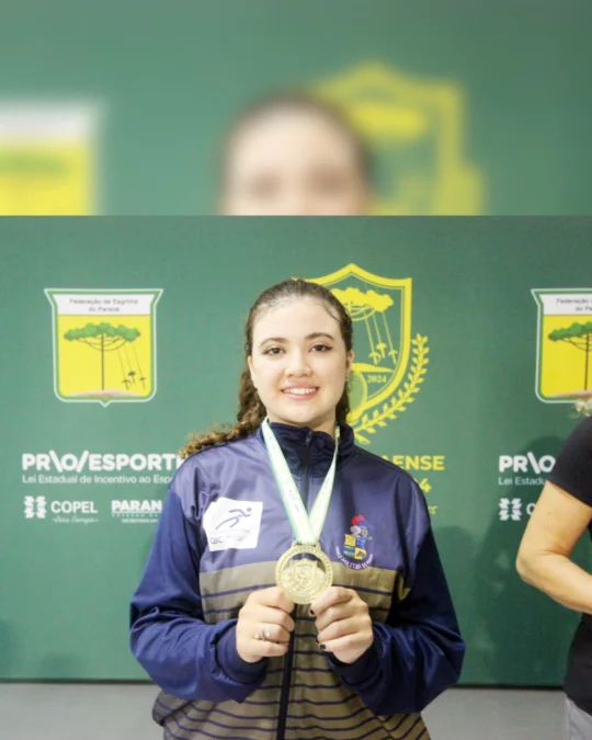 Imagem de destaque - Esgrimista araucariense conquista dois ouros no Circuito Paranaense Adulto