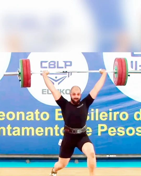 Imagem de destaque - Atleta de Levantamento de Pesos Olímpico representa Araucária no Campeonato Brasileiro