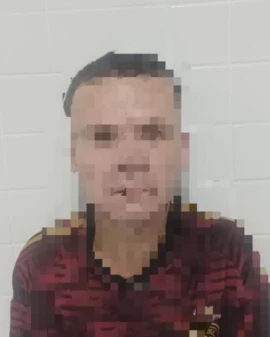 Imagem de destaque - Homem de 43 anos é preso após ameaçar e praticar racismo contra uma idosa de 72 anos