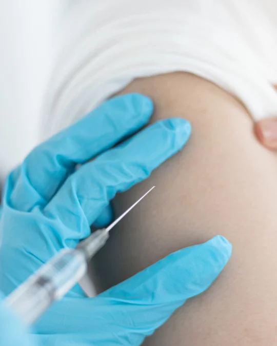 Imagem de destaque - Unidades de saúde de Araucária já estão aplicando a nova vacina contra a covid-19