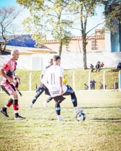 Imagem de destaque - Após 40 anos de espera, Grêmioergue a taça da Primeirona Municipal