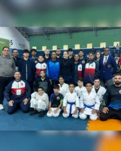 Caratecas de Araucária ganharam 18 medalhas na Copa Aldo Lubes