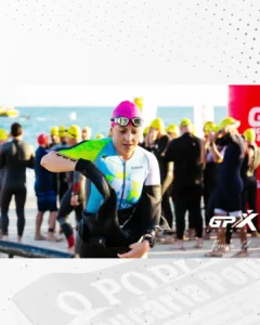 Atleta Ana Paula conquista 4º lugar geral no GP Extreme Triathlon Florianópolis