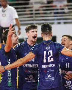 Araucária Vôlei vence dois jogos seguidos e sobe na tabela de classificação