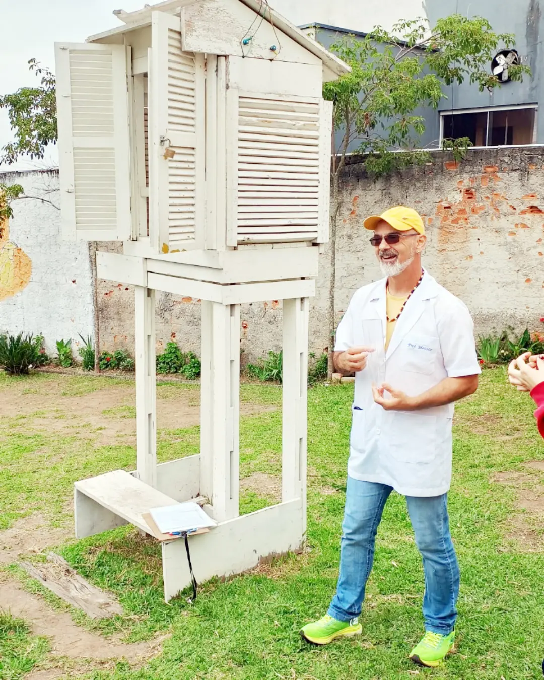 Professor explica “clima maluco” com base na Estação Meteorológica do Szymanski