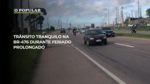 Trânsito tranquilo na BR-476 durante feriado prolongado