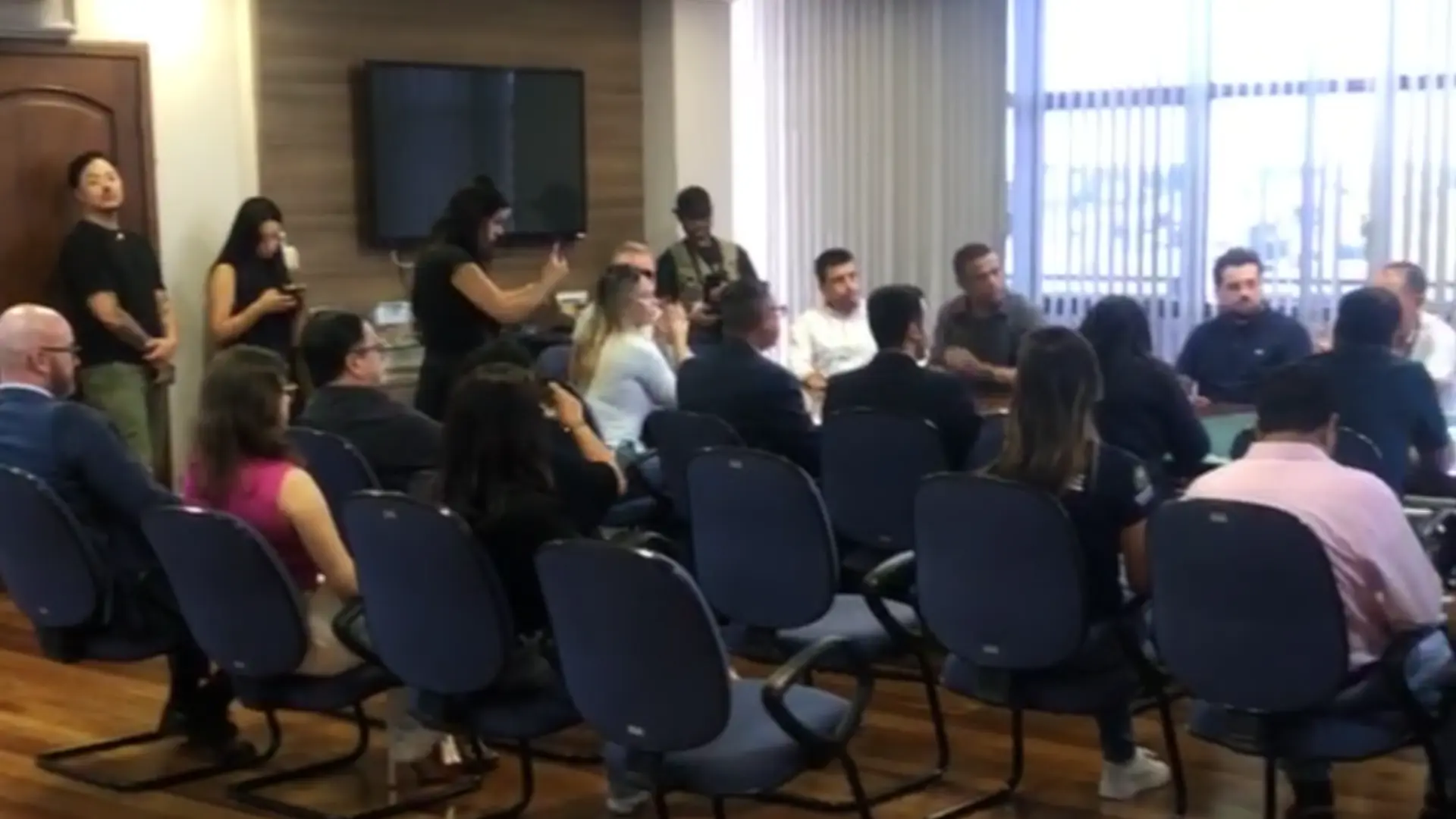 Estrutura do antigo CTI é oficialmente repassada ao IFPR em solenidade na Prefeitura