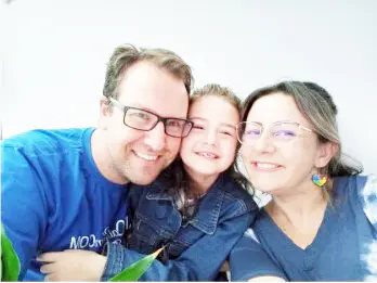 Impacto do autismo na dinâmica familiar: pais compartilham suas histórias