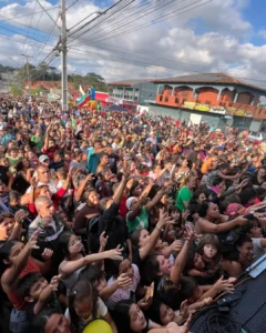 8ª Páscoa Solidária do grupo ‘Amigos Pelo Bem Araucária’ no Capela Velha foi um sucesso