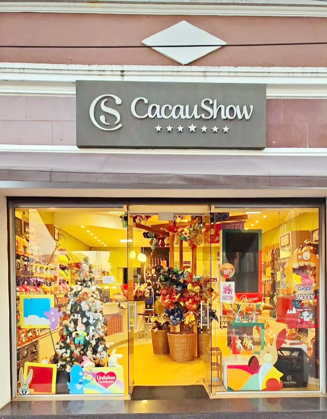 Cacau Show Araucária oferece diversas opções de chocolates para presentear na Páscoa