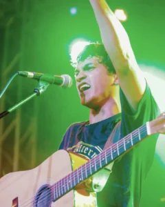 Araucarienses fãs do Raulzito mantém viva a trajetória de sucesso do ídolo do rock brasileiro