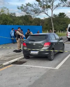 De passagem por Araucária, homem é executado em plena luz do dia na Avenida Archelau