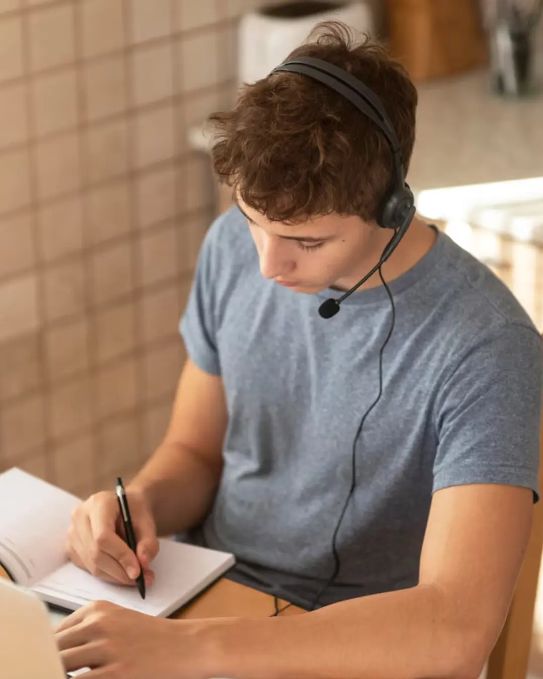 Há vagas para Araucária! Abrem na sexta (09) as inscrições para cursos técnicos EAD gratuitos do IFPR