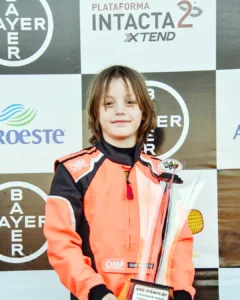 Igor Ohpis supera problemas técnicos e é vice-campeão gaúcho de kart