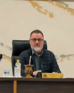 NP: Polêmica dos bebês reborns chega à Câmara de Araucária
