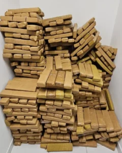 PRF apreende sanderinho com meia tonelada de maconha