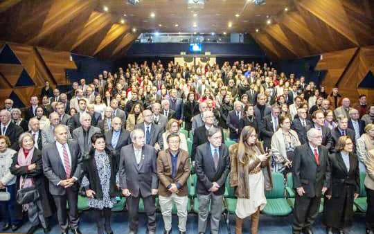 Pediatra de Araucária recebe a Medalha Heróis de Curar da Associação Médica do Paraná