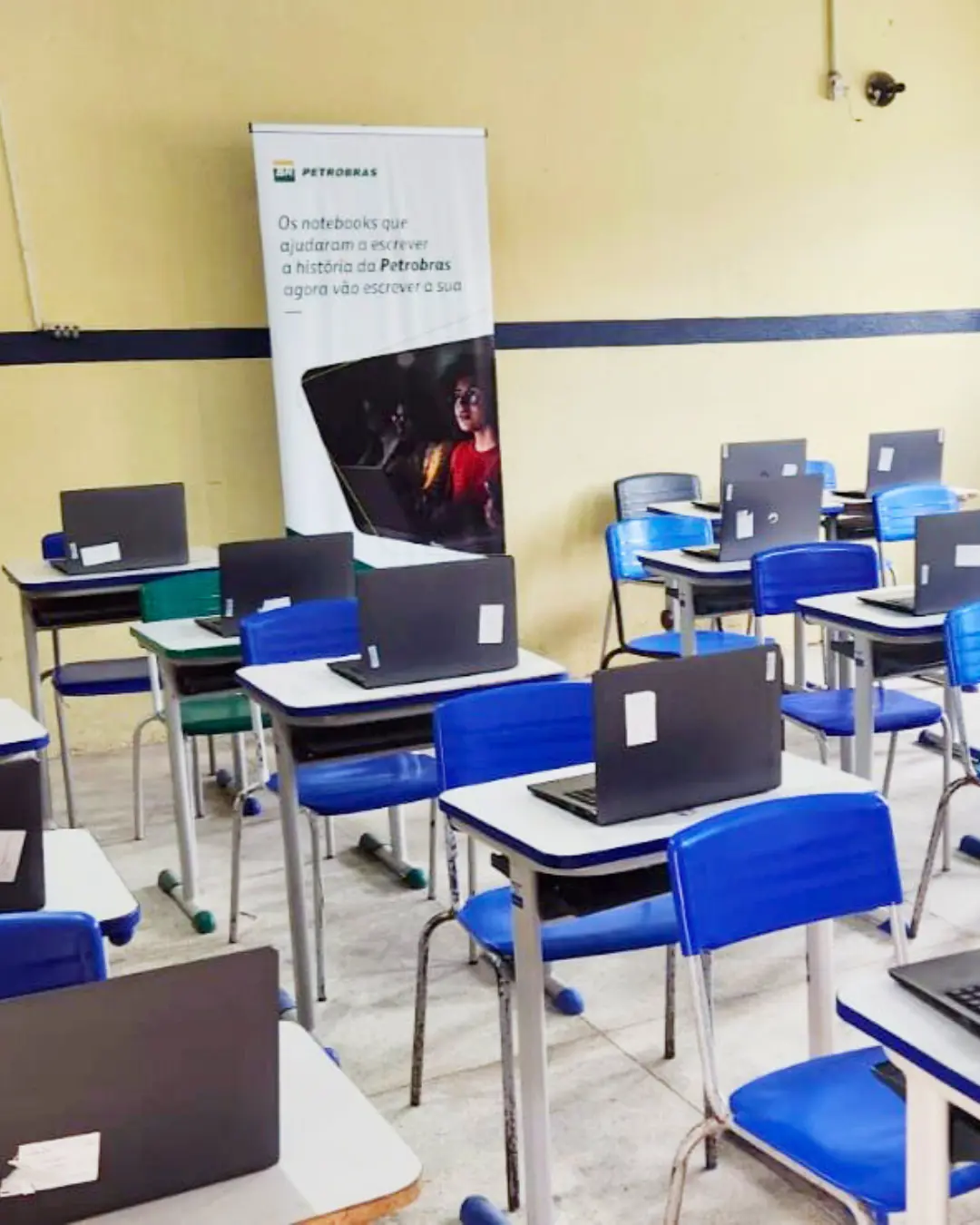 Petrobras irá distribuir cerca de 5 mil notebooks para escolas públicas